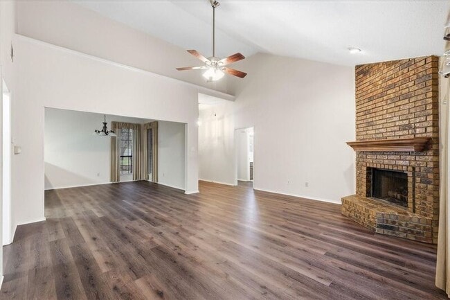 1108 Coker Dr