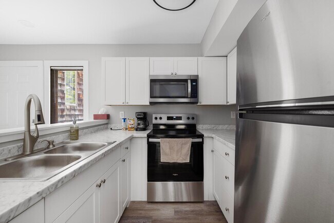 Photo - 115 Beechnut St