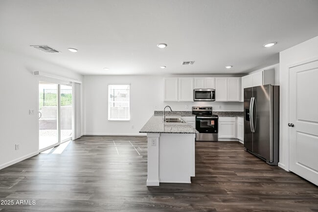 Photo - 1845 Yance Dr