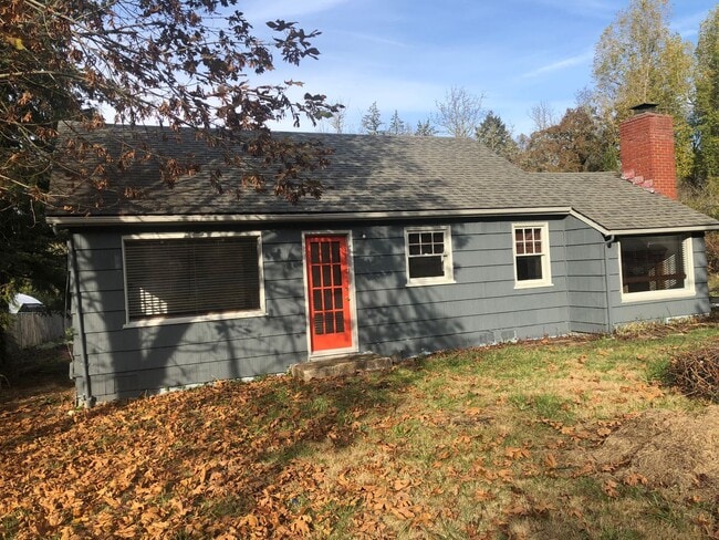 Cute 2 bedroom 1 bathroom farm house! - Cute 2 bedroom 1 bathroom farm house!