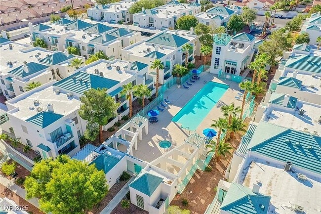 Building Photo - 7100 W Pirates Cove Rd Unit 2101