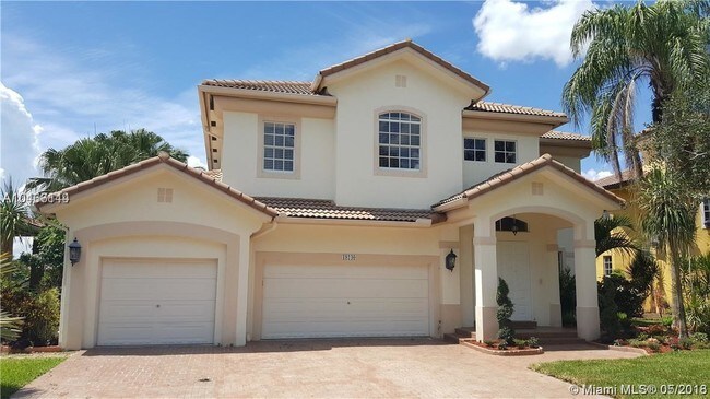 Photo - 19240 SW 30th St