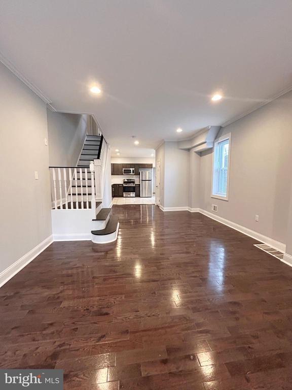 Photo - 157 E Duval St