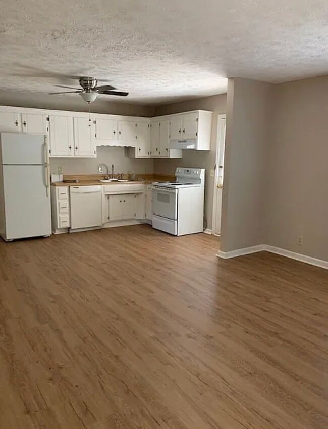 Photo - 3118 Windemere Cir