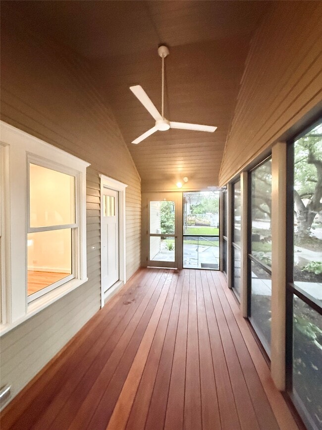 Photo - 1412 Sul Ross St