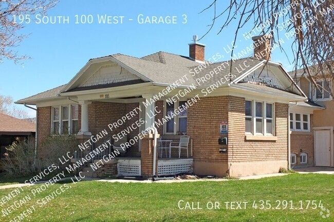 Building Photo - 25/26 School Year Female Student Housing Unit Garage 3 Rental