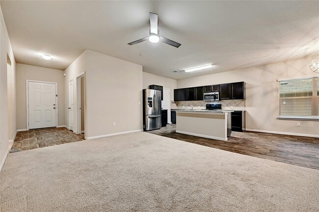 Photo - 6301 Wideleaf Dr