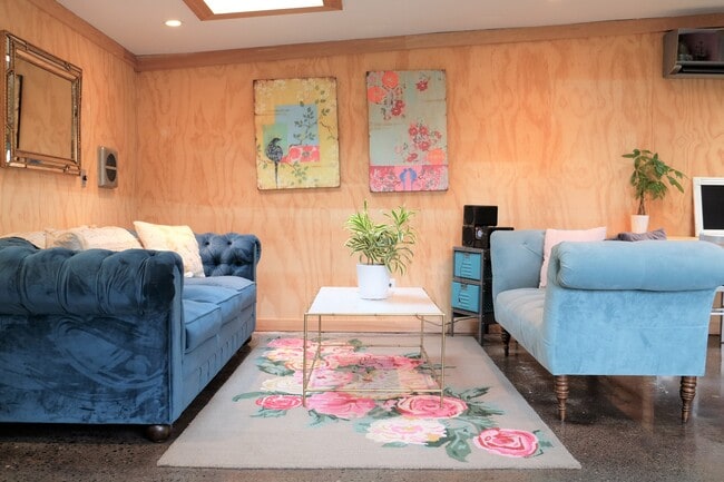 Photo - 10733 Phinney Ave N Unit A