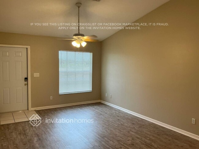 Photo - 904 NE 5th Pl