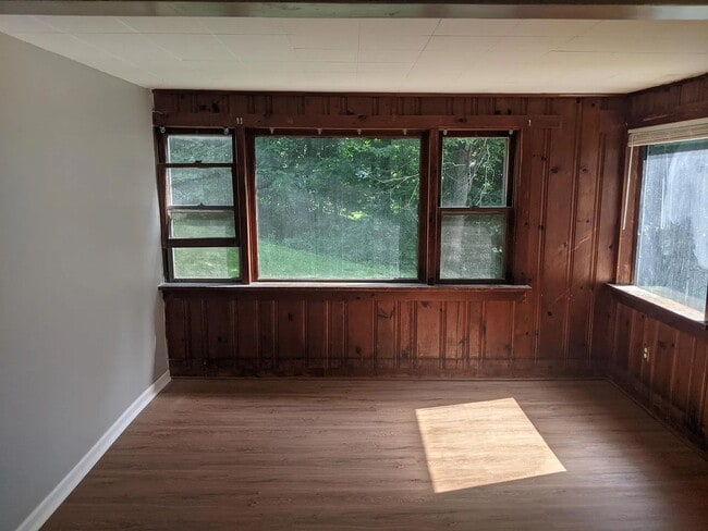 Photo - 1943 New Hackensack Rd Unit 1D