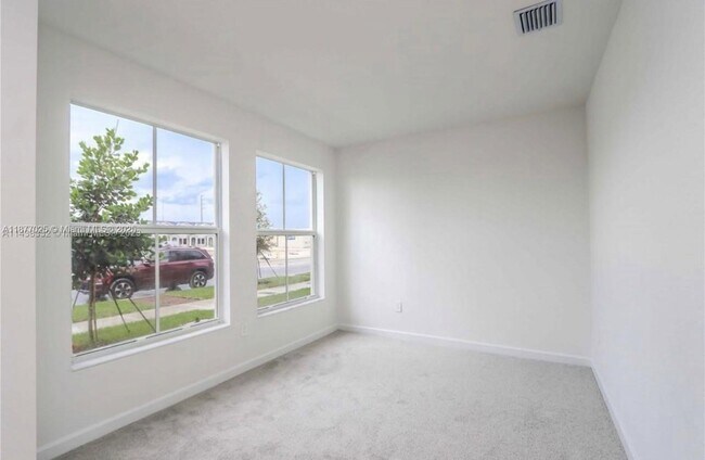 Photo - 26459 SW 148th Ave