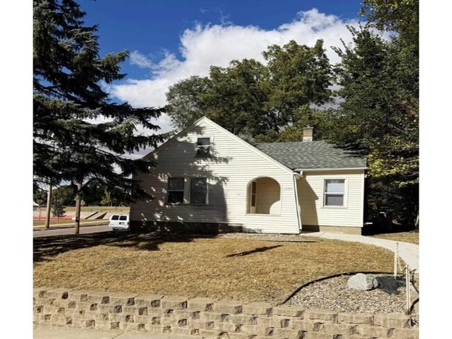 Photo - 1330 W 14th St