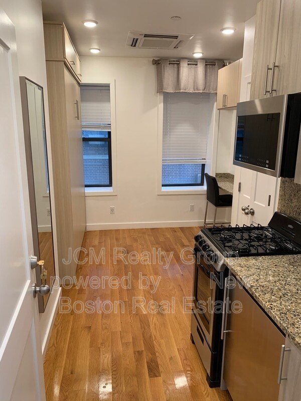 Photo - 16 Fifth Street Unit Studio -2