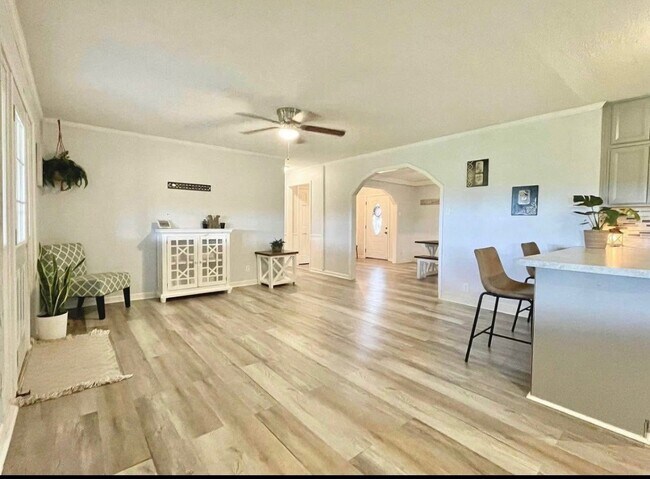 Photo - 40 Vandergrift Dr