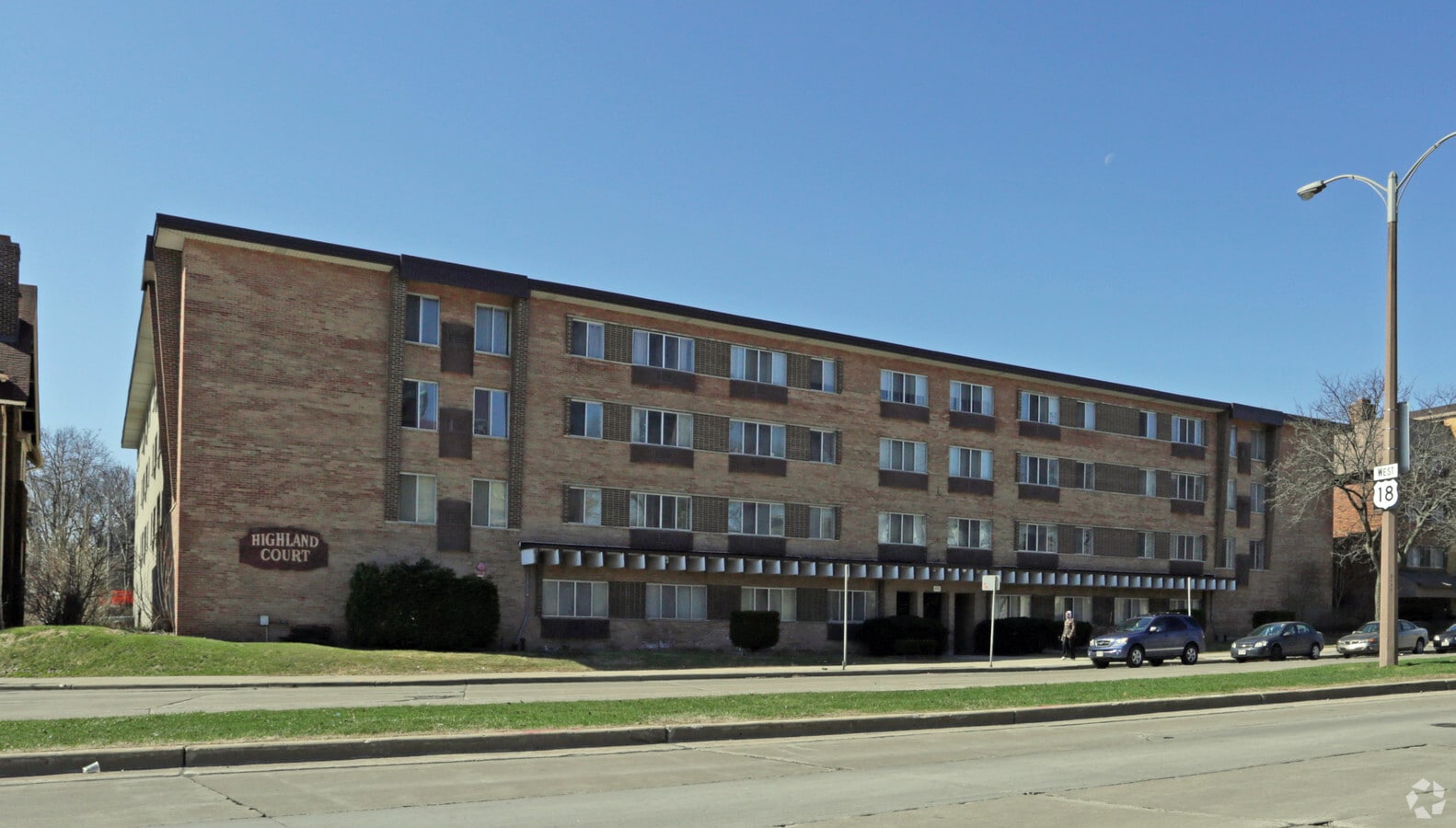 Highland Court - Highland Court Apartments