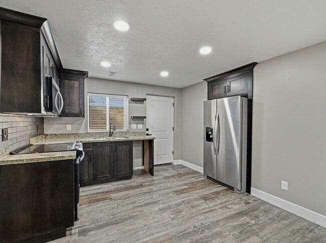 Photo - RES_O VAN DER WATT_14512 Unit BASEMENT