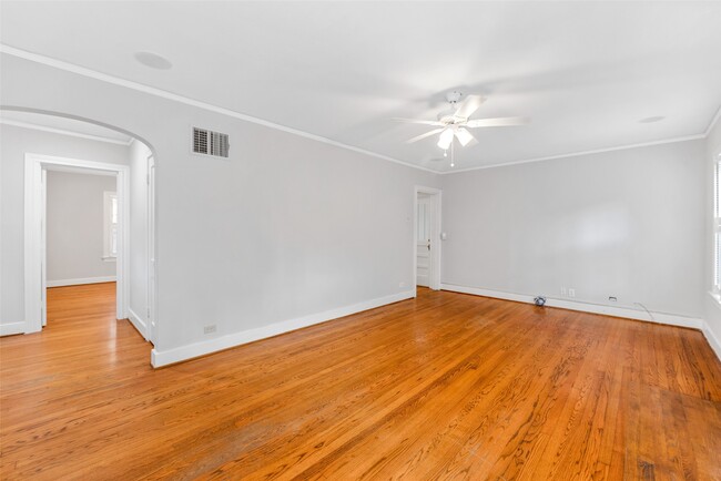 Photo - 1609 Driscoll St