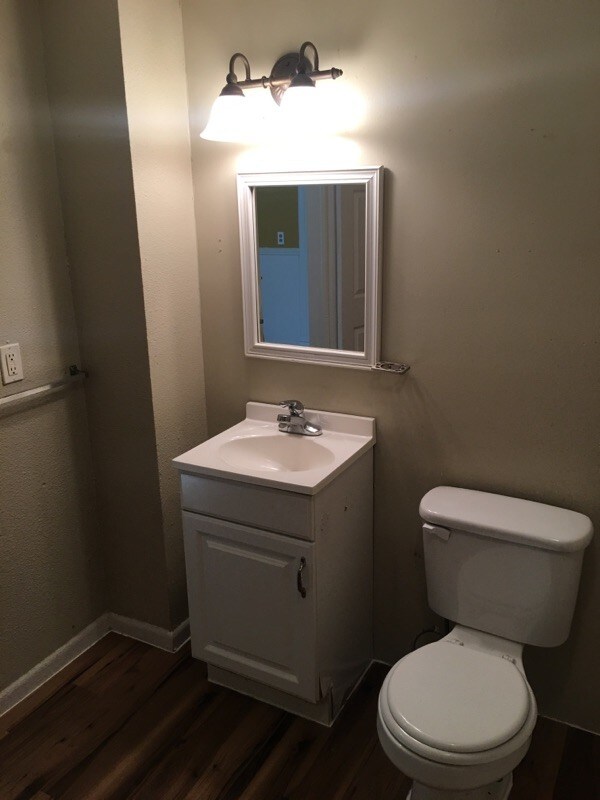 Photo - 330 W 1st St