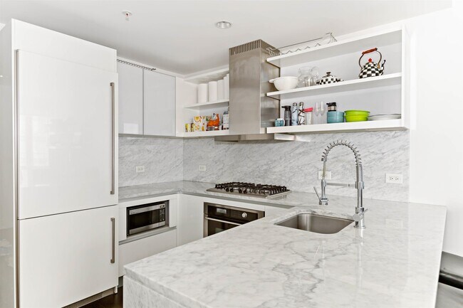 Building Photo - 77 Hudson St Unit 2213 Rental