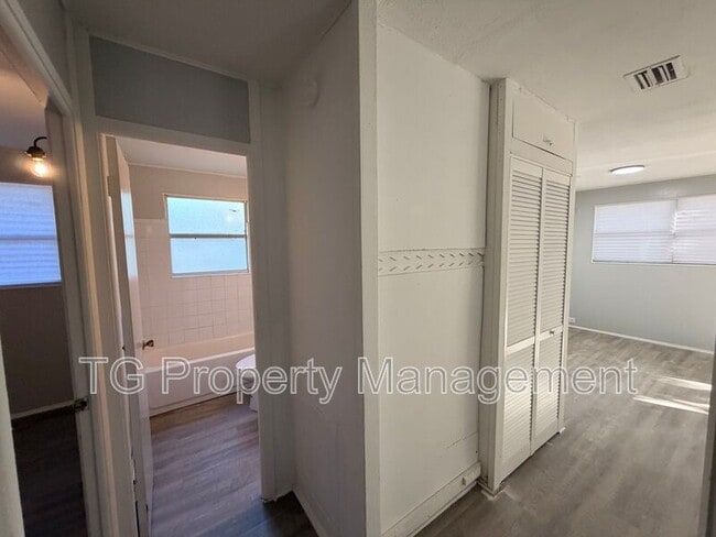 Photo - 7273 Melvin Rd