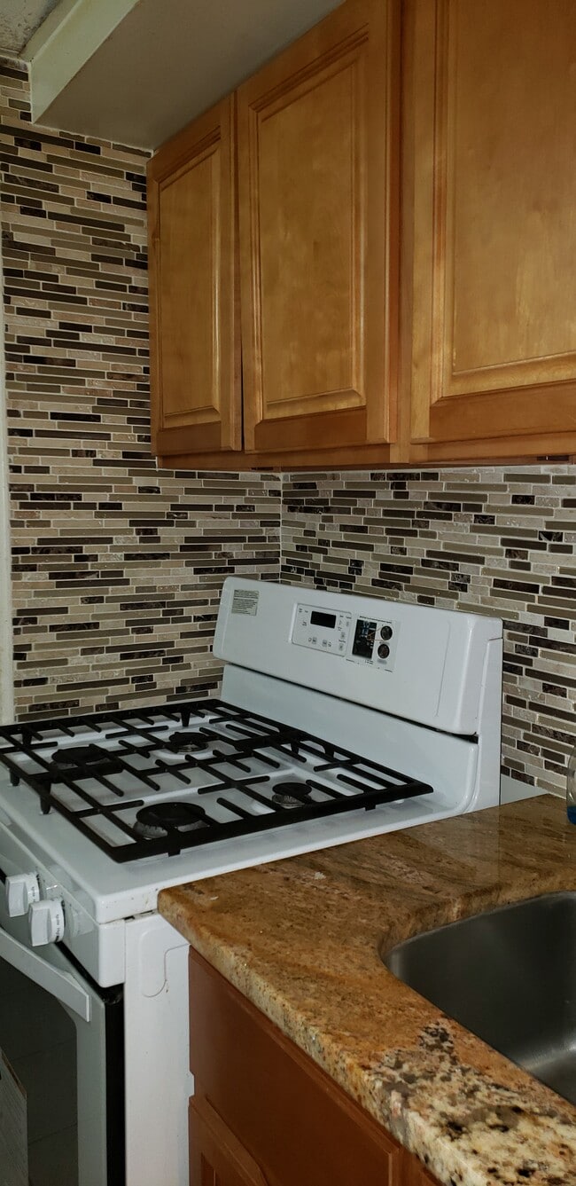 Photo - 4111 Pine St