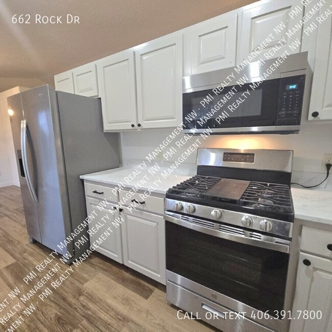 Photo - 662 Rock Dr