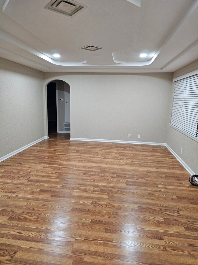 Photo - 526 Heidrich St