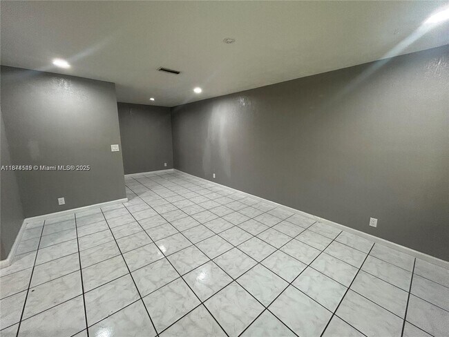 Photo - 5321 NW 21st Ct Unit A