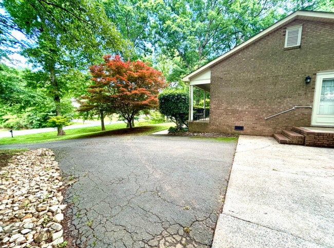 Photo - 4515 Carving Tree Dr