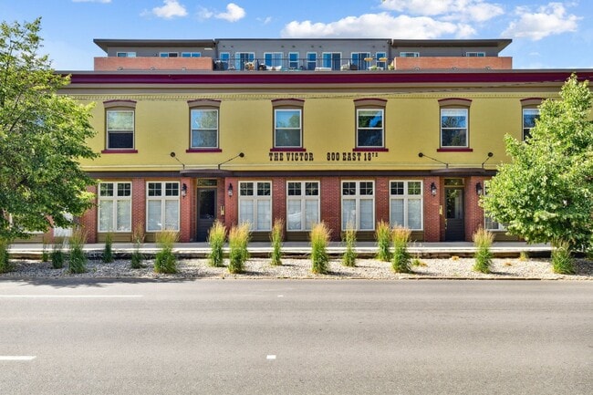 Building Photo - 800 E 18th Ave Rental