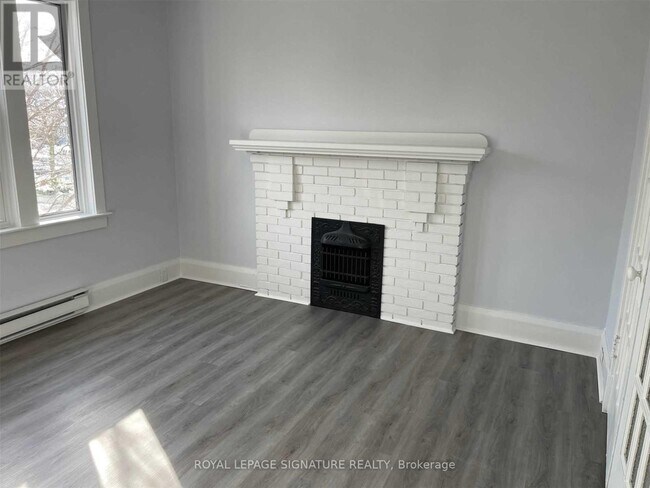 Photo - 2444 Danforth Ave