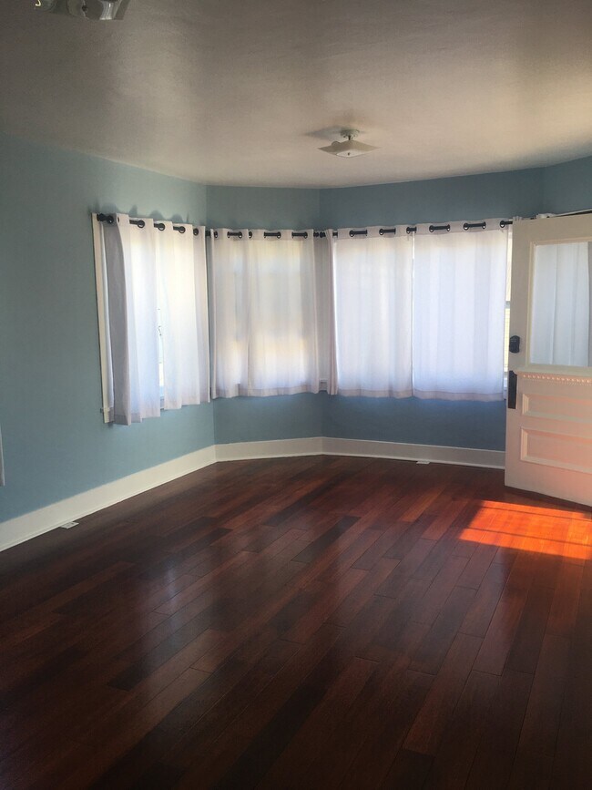 Photo - 51 Paloma Ave Unidad B