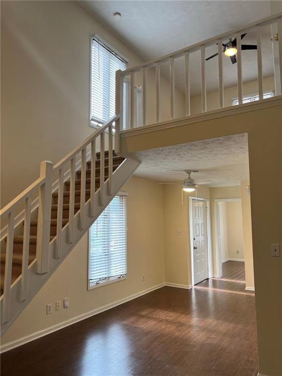 Photo - 1717 Wynndowne Trail