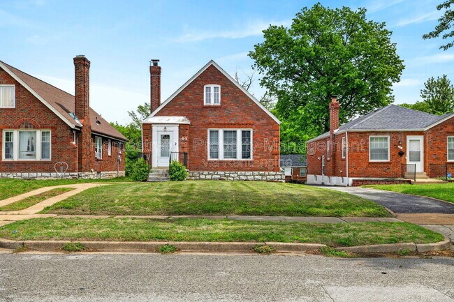 Photo - 44 Jendale Ct