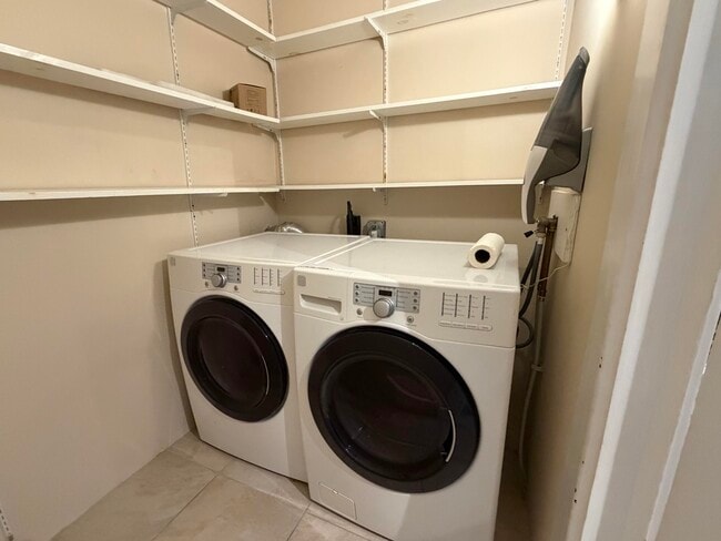 Photo - 11 Pembroke St Unit 2