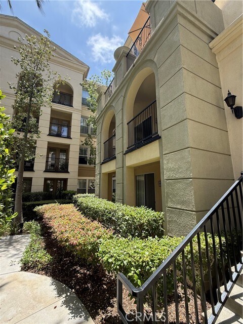 Photo - 2250 Watermarke Pl