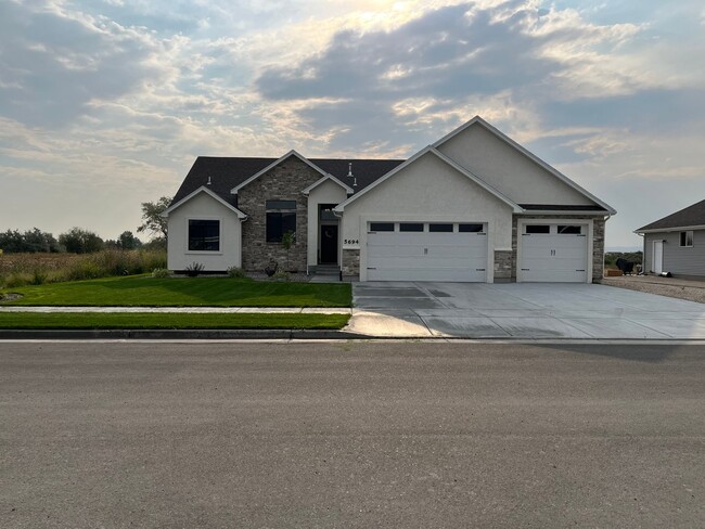 5 Bed 3 Bath Located on Westside of Idaho ... - 5 Bed 3 Bath Located on Westside of Idaho ... House