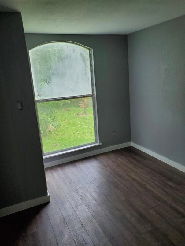 Photo - 1208 Pine St