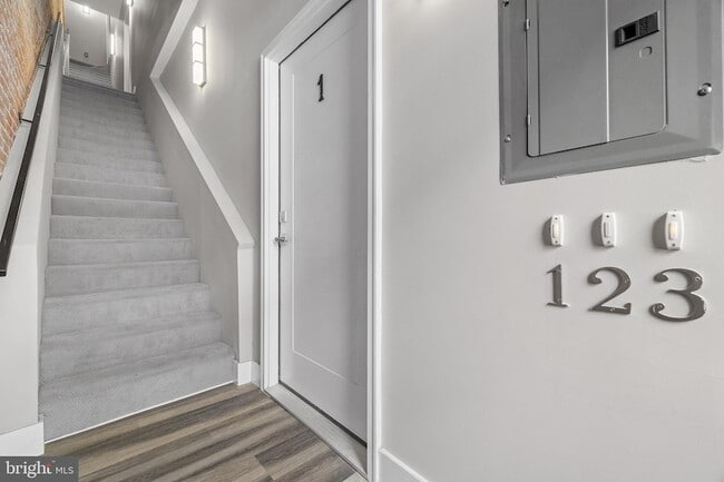 Photo - 1235 W Lafayette Ave