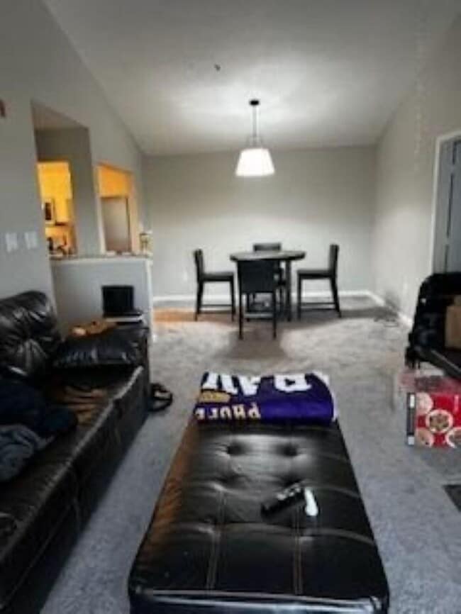 ROOM FOR RENT Townhome Townhome Rental in Reisterstown MD