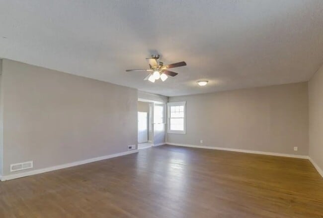 Photo - Adorable One Bedroom
