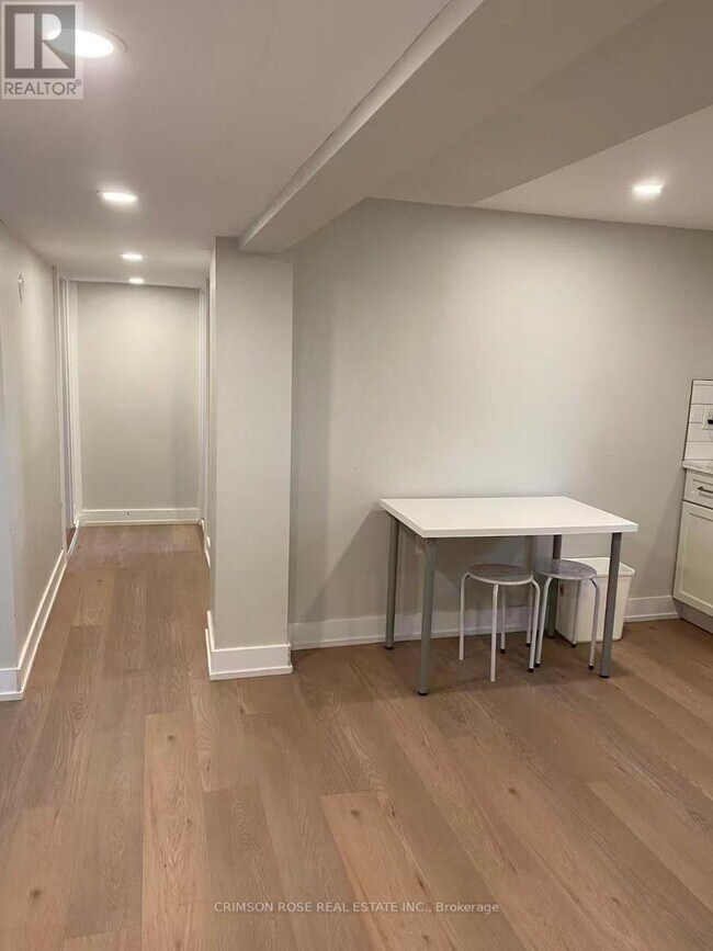 Photo - 502 Brookside Dr