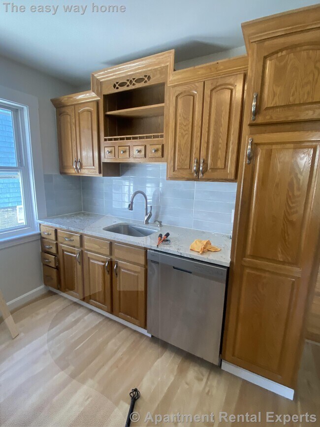 Photo - 77 Fairfax St