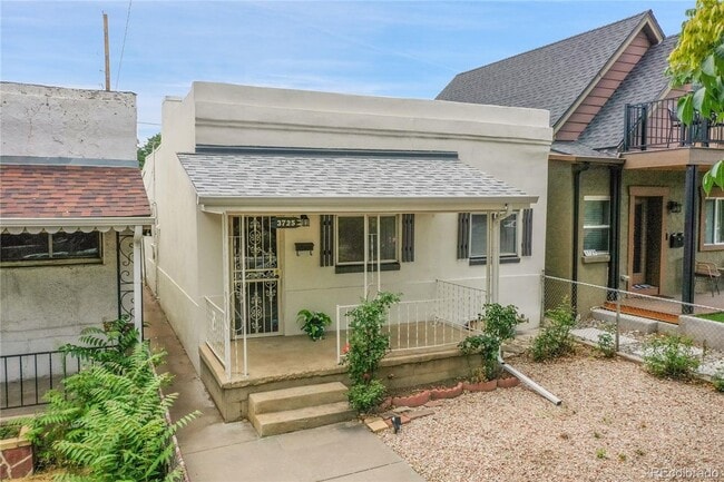 Building Photo - LOCATION LOCATION!!  LOHI Italian styled s... Rental