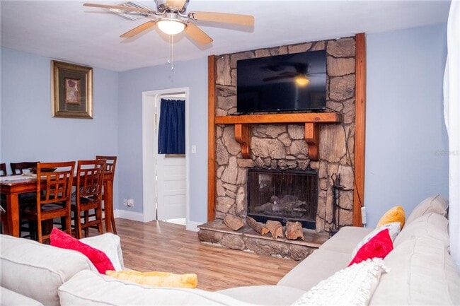 Photo - 313 Center Ave