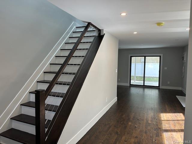 Photo - 14 Pequot Ave