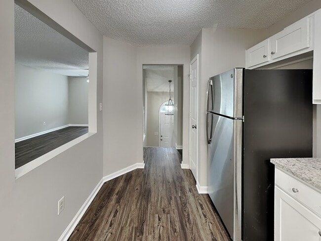 Photo - 424 Ivy Crest Dr