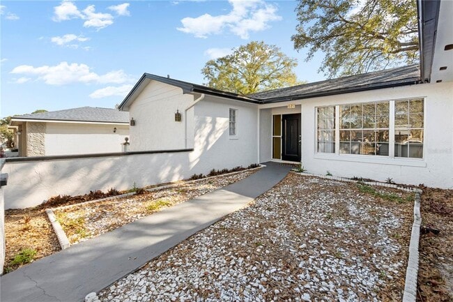 Photo - 621 Ashberry Ln