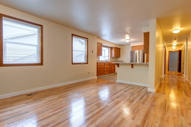 Photo - 2118 NE 54th St
