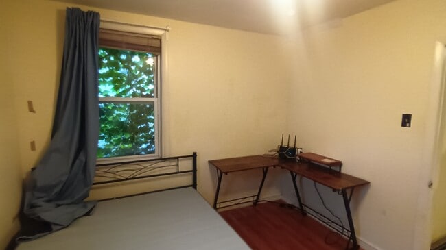 Photo - 67 Gore St Unidad #1R